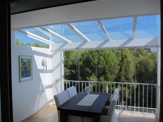 https://aluminiospamax.com/wp-content/uploads/2023/10/cubiertas-fijas-moviles-6-640x480.jpg